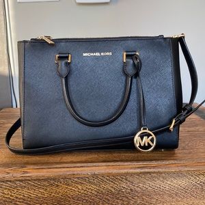 Michael Kors Kellen Medium Satchel in Black